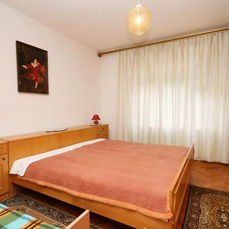 With A Parking Space Jadranovo, Crikvenica - 5543 Apartmán *